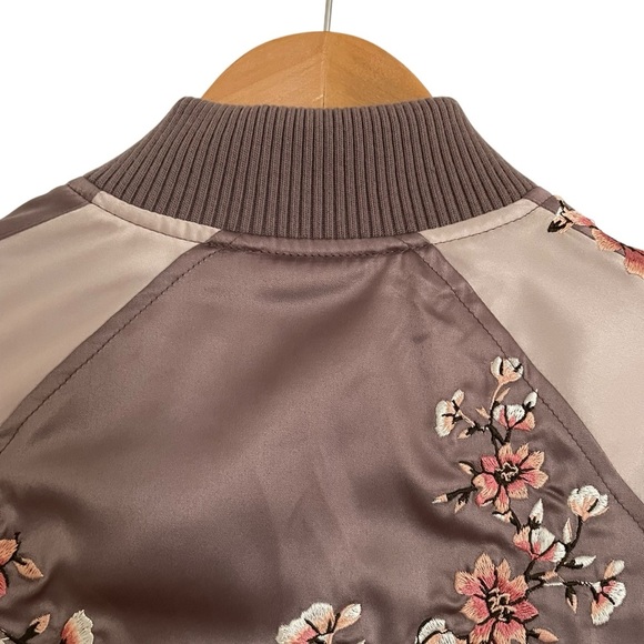 Lovers Friends The Worldwide Bomber Jacket XS Purple Embroidered Floral Stains - Picture 8 of 12